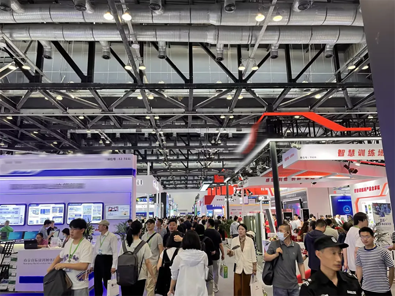 軍博會(huì)盛大開展！世邦通信自主創(chuàng)新，助力科技強(qiáng)軍